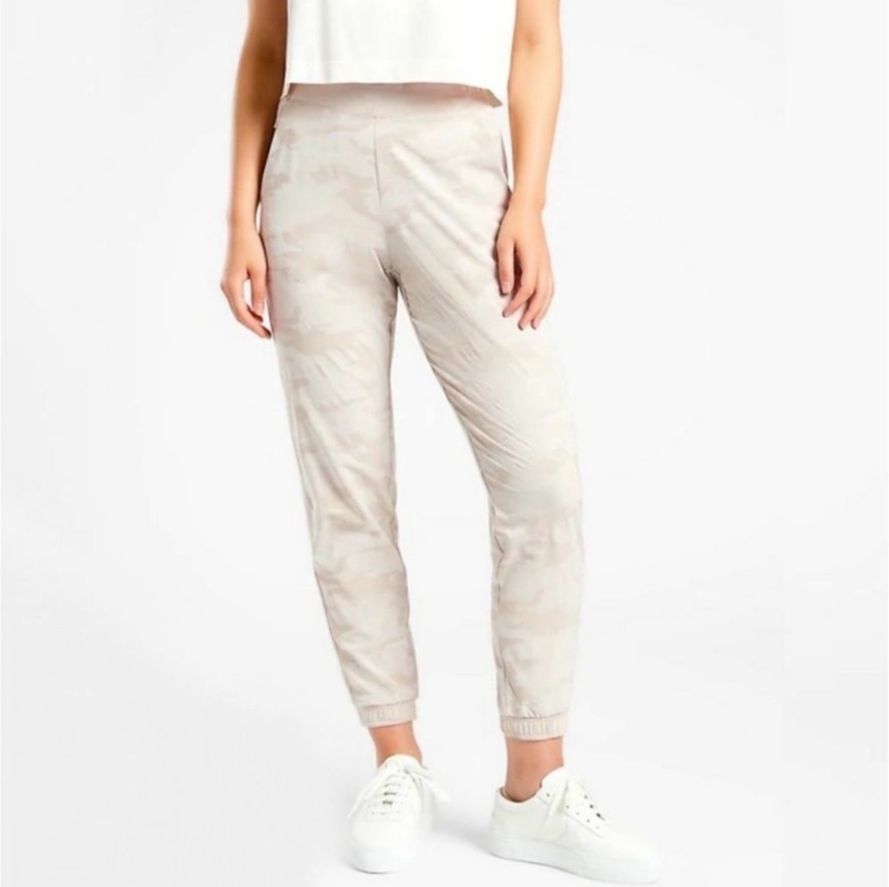 Athleta Brooklyn Textured Camo Joggers Size 2 Athleisure Casual